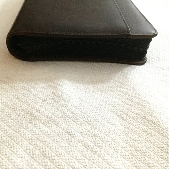 Day-Timer Brown Vegan Leather Zip Planner Cover | Junior Size - Picture 7 of 15